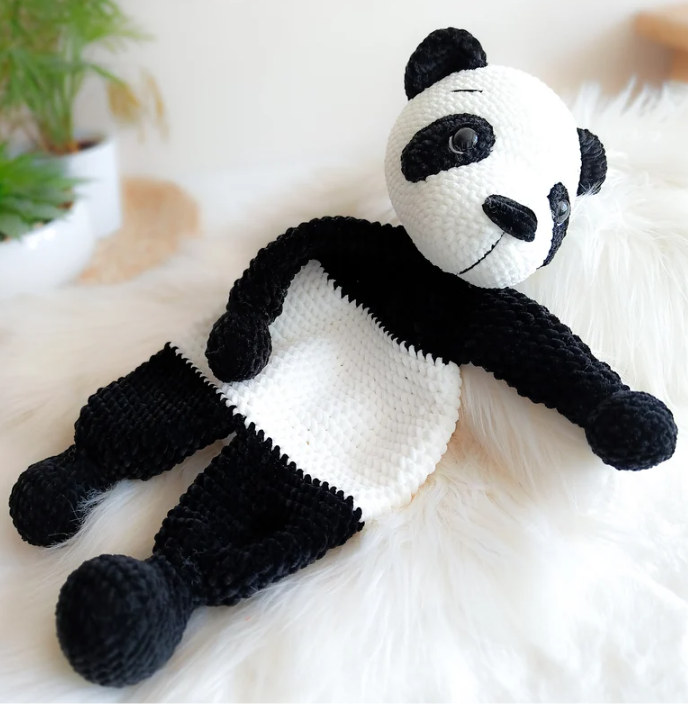 Panda Snuggler Crochet Pattern | Crochet Comforter